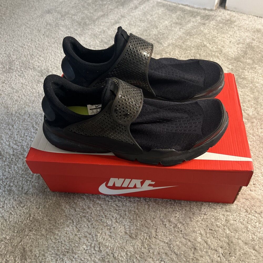 Nike Sock Dart SE Triple Black Sneakers (819686-001) Men's Size 13